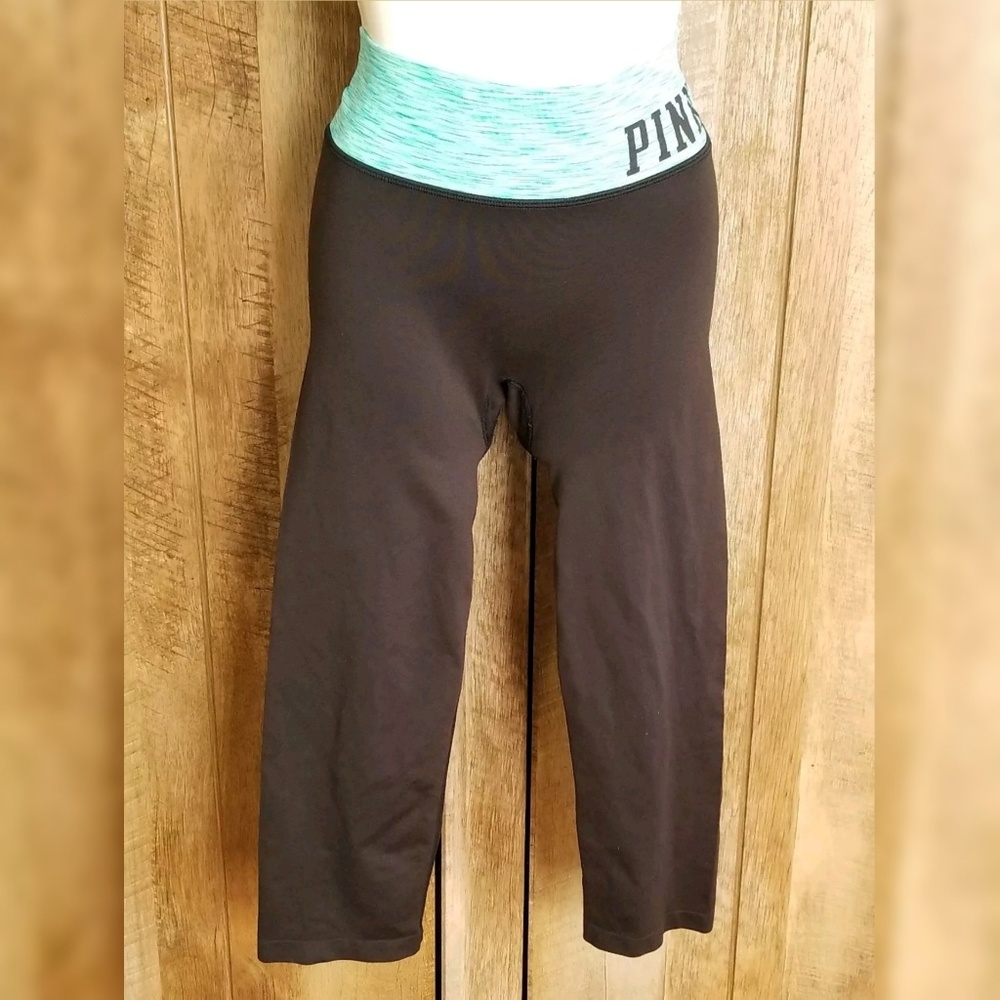PINK Victoria Secret size small capris